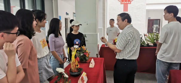 MK体育官网